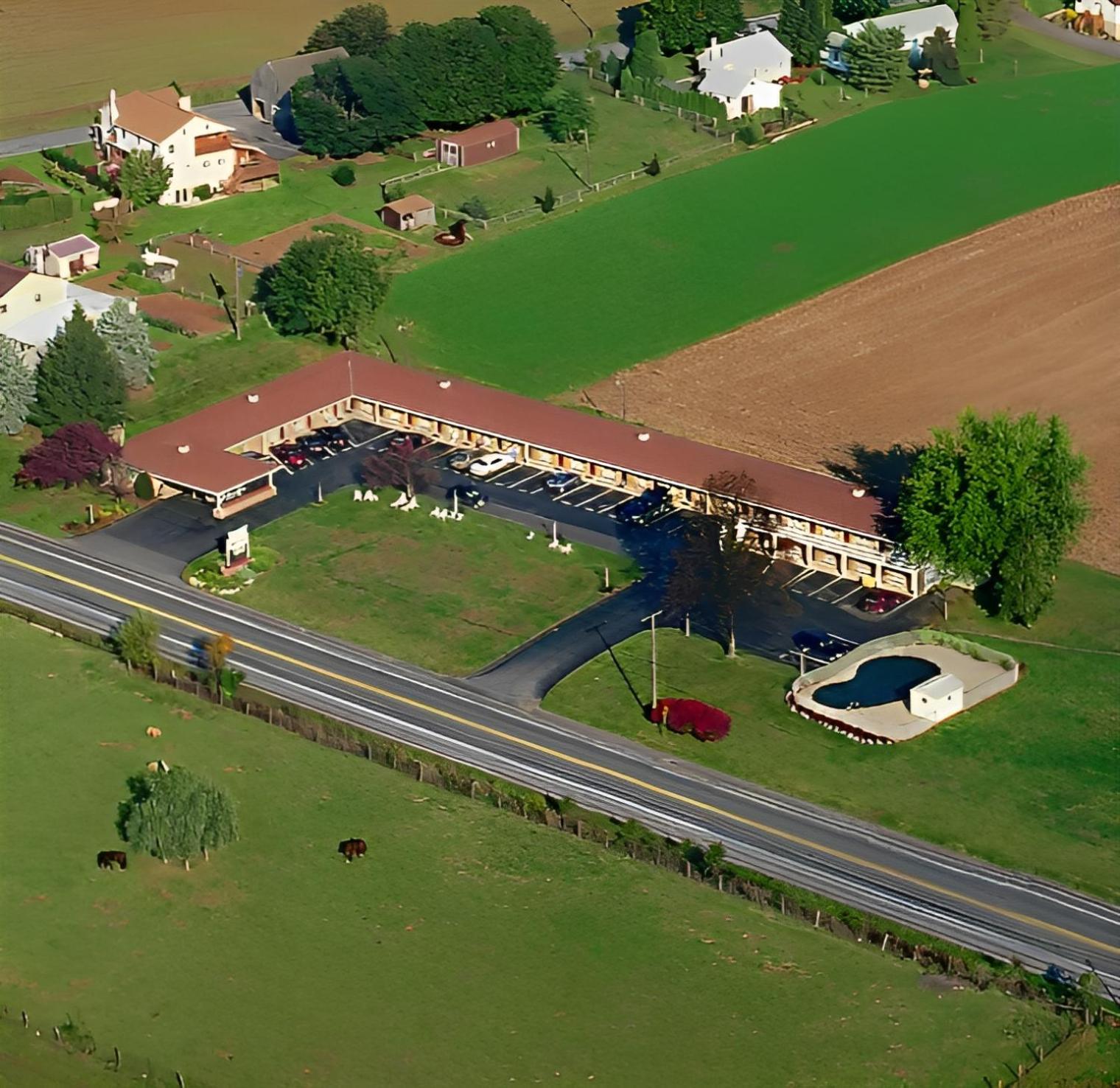 Amish Country Motel Bird-in-Hand Exterior photo